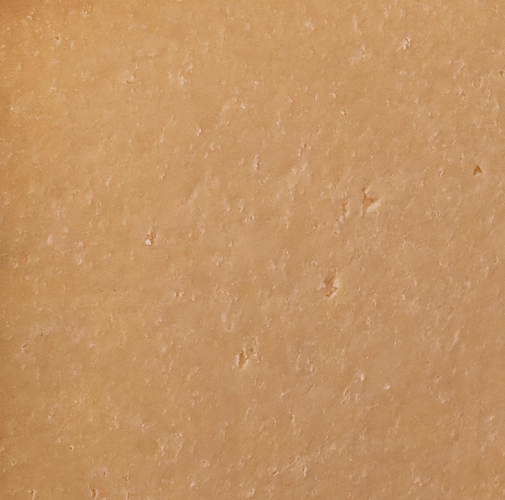 Texture du fromage Cantal Vieux AOP.