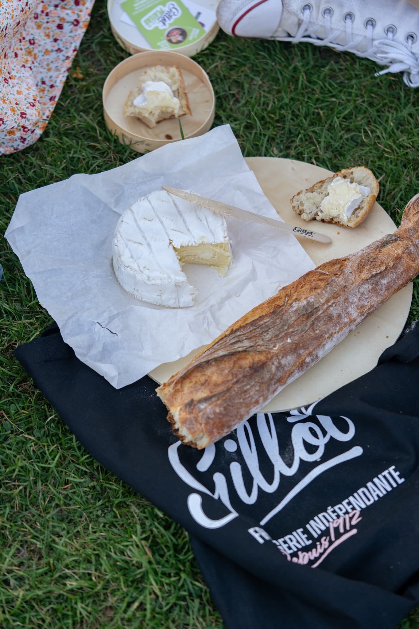 Dégustation de camembert